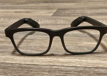Xiaomi придумала «умные» очки, которые помогут избавиться от головной боли, усталости и депрессии