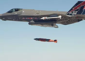 США создадут новый вариант гравитационной ядерной бомбы B61 – B61-13 станет заменой для B61-7 и будет мощнее, чем B61-12