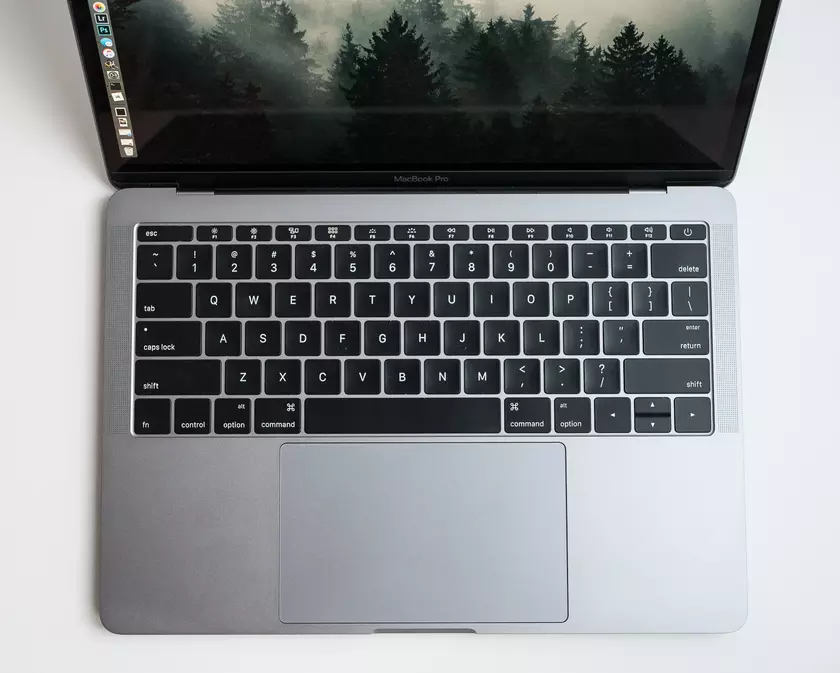 MacBook Pro 2016 не рекомендованы к покупке в США