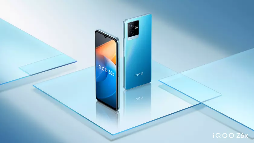 iQOO Z6x: чип MediaTek Dimensity 810, камера на 50 МП и батарея на 6000 мАч за $175