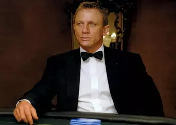 СМИ: Amazon не станет изменять образ Джеймса Бонда