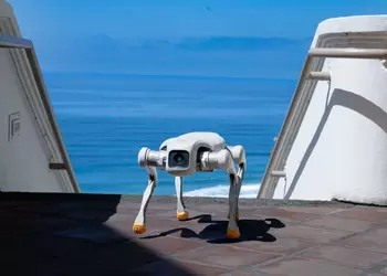 Faraday Future получила разрешение на продажу четвероногого робота FX Aegis в США