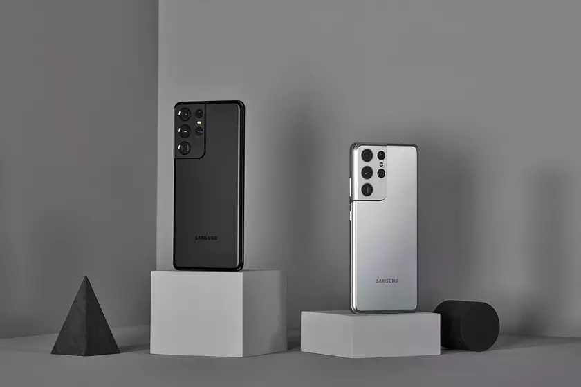 Samsung Galaxy S21 Ultra: первый представитель серии со стилусом S Pen, еще и дешевле прошлогоднего S20 Ultra