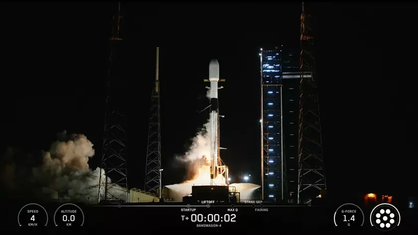 Falcon 9 Bandwagon-4