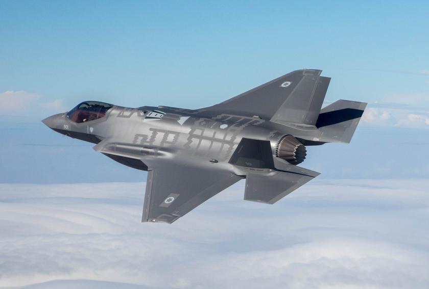 Израиль приостановил полёты 11 истребителей F-35I Adir после падения F-35B на авиабазе в США