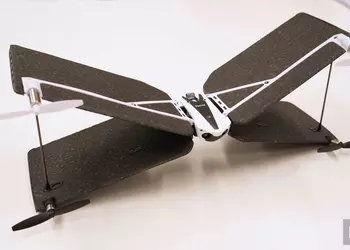 Минидроны Parrot Swing и Mambo: технологичные игрушки