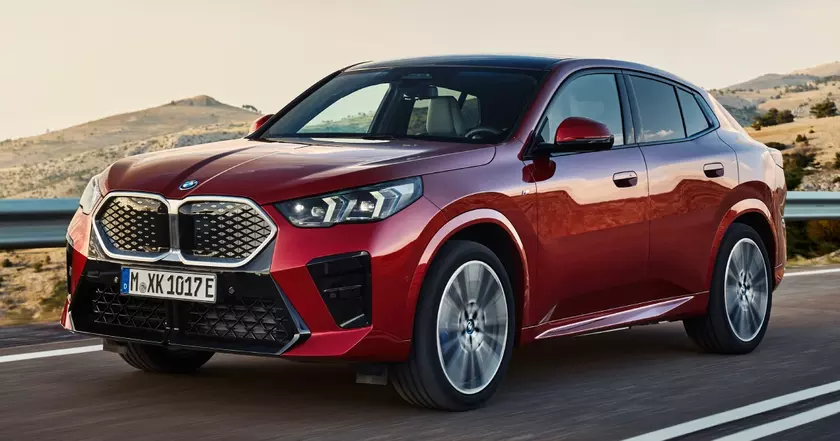 BMW iX2 xDrive30: A New Electrifying Experience for Tech Enthusiasts