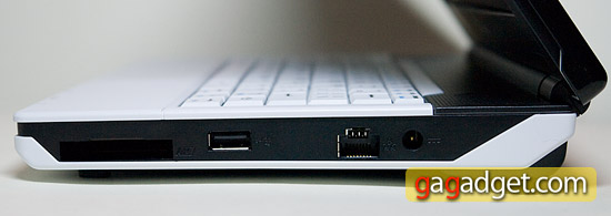 Подробный обзор нетбука Fujitsu Siemens Amilo Mini Ui3520-5