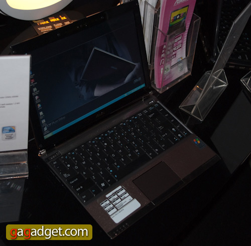 ASUS представила в Украине новые ноутбуки U-серии-9