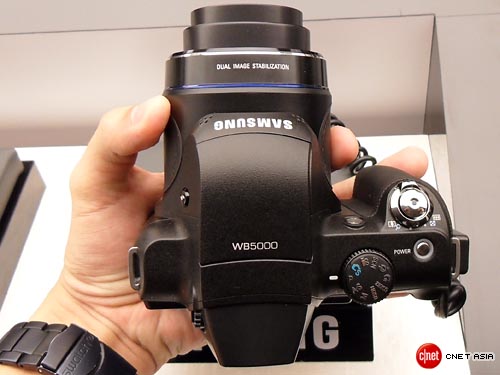 Samsung WB5000: 12-мегапиксельный суперзум с записью HD-видео-4