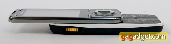 Подробный обзор мобильного телефона Sony Ericsson U100 Yari-4