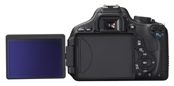 Новые песни о старом: зеркальные камеры Canon EOS 600D и EOS 1100D-3