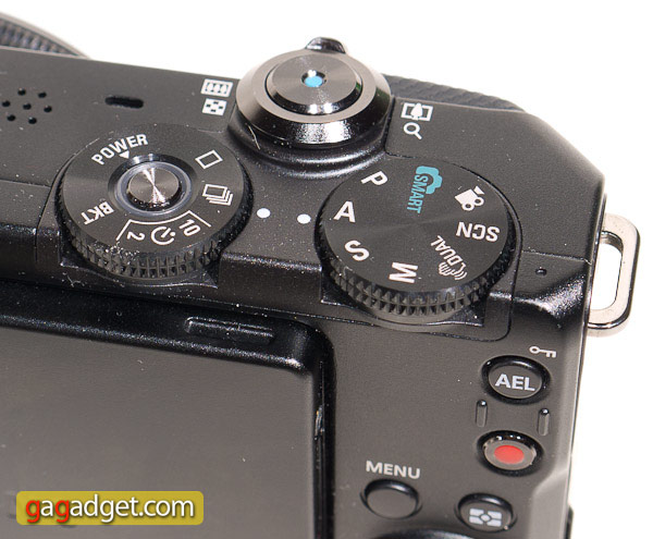 Обзор высококлассного компактного фотоаппарата Samsung EX1-13