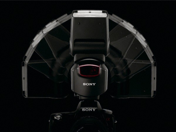 Sony HVL-F43AM — пылевлагозащищённая вспышка для камер Sony/Minolta-4
