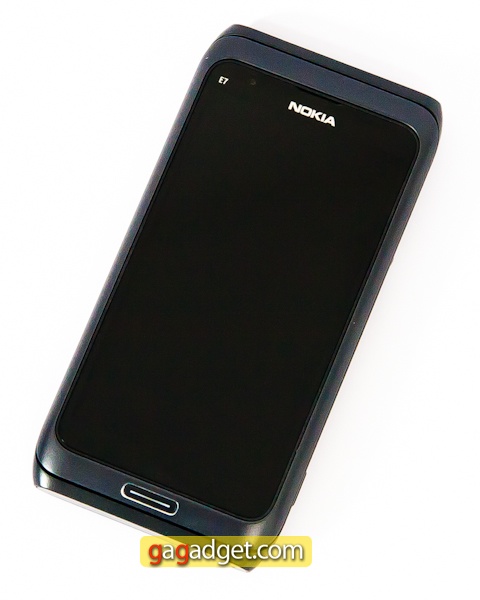 Обзор Symbian-смартфона Nokia E7-2