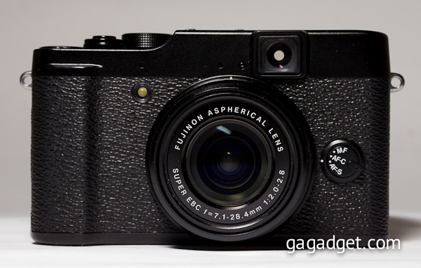 Беглый обзор компактной цифровой фотокамеры Fujifilm FinePix X10 -3