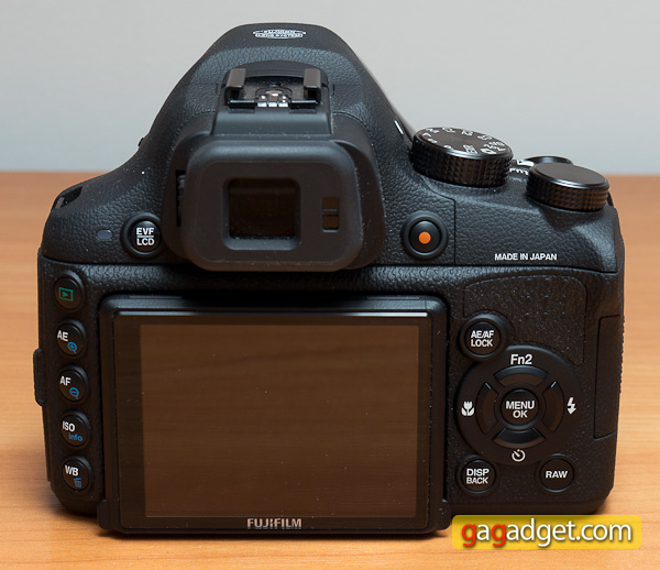 Беглый обзор цифрового фотоаппарата Fujifilm FinePix X-S1 -7