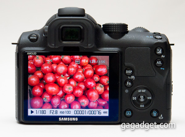 Беглый обзор фотоаппарата Samsung NX11 и объектива Samsung NX 20 mm f/2.8 i-Function -5