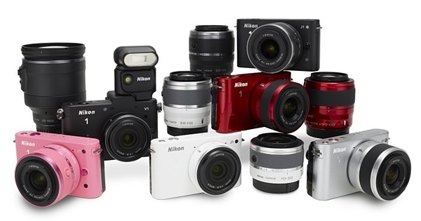 Nikon V1 и J1: две новые компактные камеры со сменной оптикой 