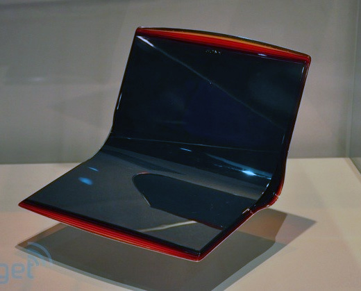 Пожалуйста, никаких фото: шпионские снимки гибкого OLED-дисплея Sony-2