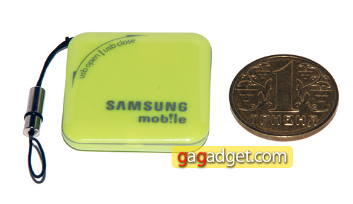 Оригинальный брелок-кардридер Samsung для microSD