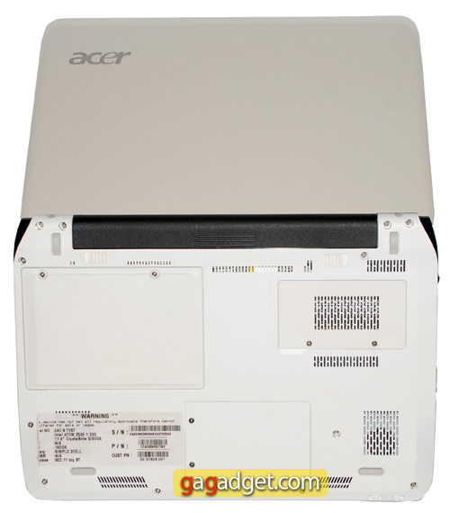 Широкий формат: подробный обзор 11-дюймового нетбука Acer Aspire One 751-7
