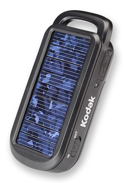 Kodak KS100-C+26: универсальное зарядное устройство на солнечных батареях