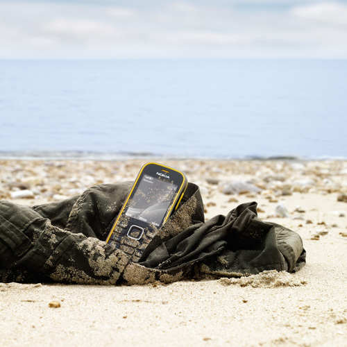Обращаться без осторожности! Nokia 3720c: защищенный телефон с длительным временем работы
