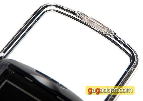 Transparent Crystal: LG GD900 Crystal phone video review-18