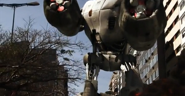 Чай с Бергамотом: гигантские роботы в Монтевидео и другие впечатляющие ролики недели