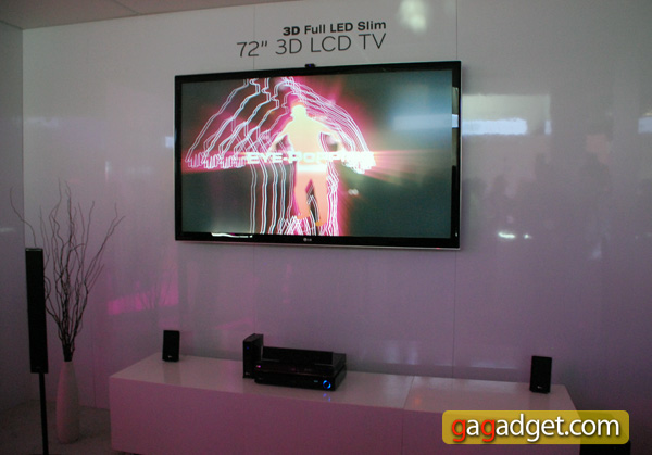Стенд LG на CES 2010 своими глазами, часть вторая: телевизоры и 3D-34