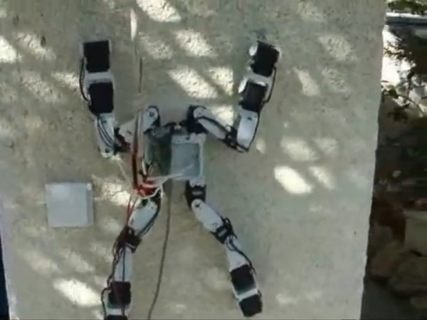 Израильские роботы, ползающие по стенам (видео)