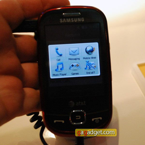 SamsungCES2010_98.jpg