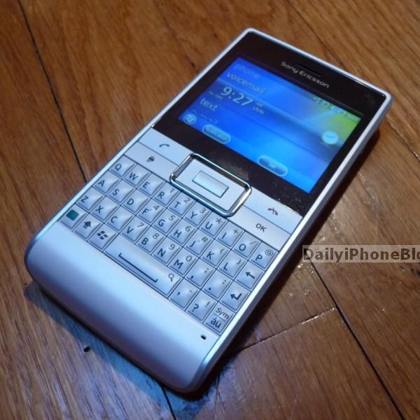 Sony Ericsson Faith: Windows-телефон с QWERTY (слухи)