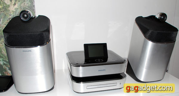 Philips начинает продажи в Украине Hi-Fi-микросистемы MCD900 с акустикой SoundSphere-4