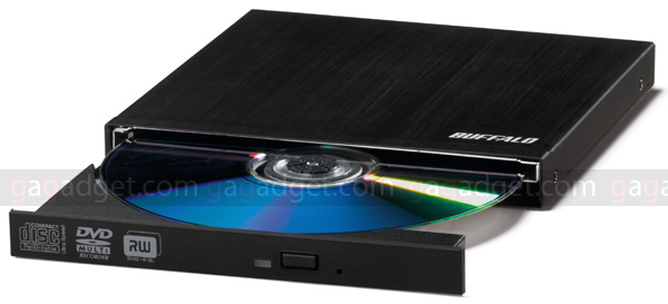 Внешний DVD-привод Buffalo DVSM-PSS58U2: чуть больше коробочки от CD-4