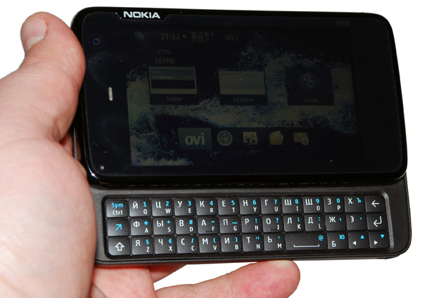 Maemo-марафон: внешний вид, комплектация и характеристики Nokia N900