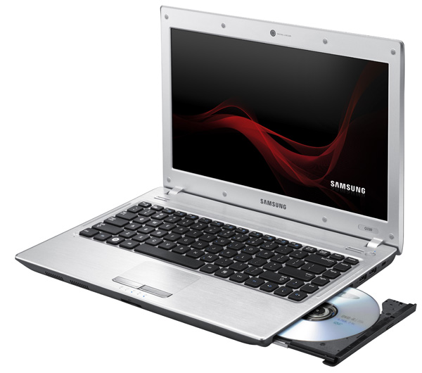 Samsung Q330 и Q530: ноутбуки с дискретным видео и процессорами Core i3 и i5-3