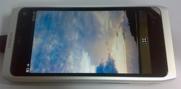 Фотографии Nokia N9: N8 с клавиатурой в стиле Apple-2