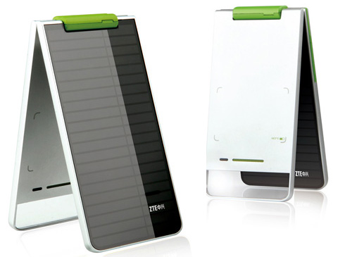 ZTE Double Striking: концепт телефона-раскладушки с солнечными панелями
