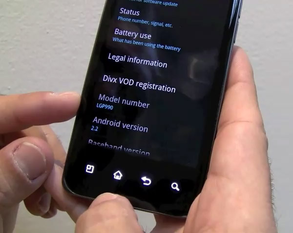LG Star на видео: дизайн от Motorola, имя от Samsung-4