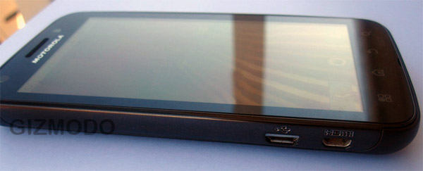 Motorola Olympus: еще один Android-смартфон на Tegra 2-6