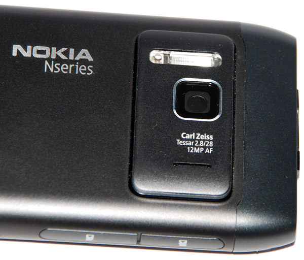 Свой собственный Лунапарк: самый подробный обзор Nokia N8-8