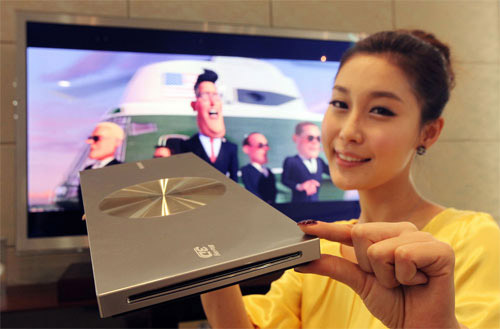 Плеер Blu-ray 3D компании Samsung толщиной 23 мм не дождался CES 2011-3