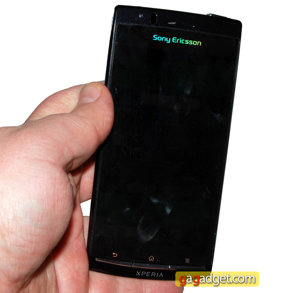 Миссия выполнима: предварительный обзор Sony Ericsson XPERIA arc-4