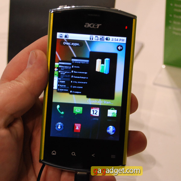 MWC 2011: Android-смартфоны Acer Iconia Smart, beTouch E210 и Liquid Mini своими глазами (видео)-30
