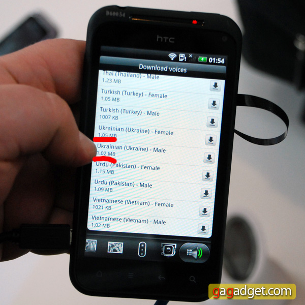 MWC 2011: Android-смартфон HTC Incredible S (видео)-10