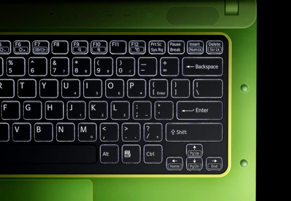 Sony VAIO C: 14-дюймовый цветастый ноутбук с необычной крышкой-9