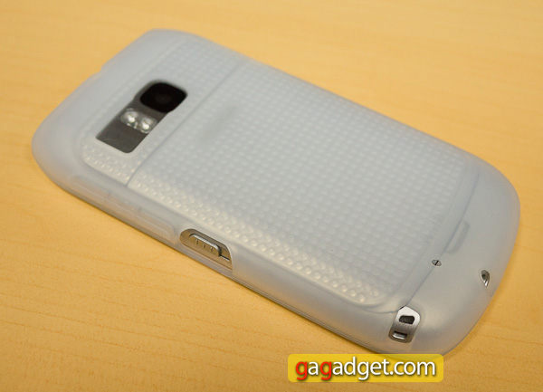 Nokia E6 своими глазами: Symbian Anna и чехол-бампер-9