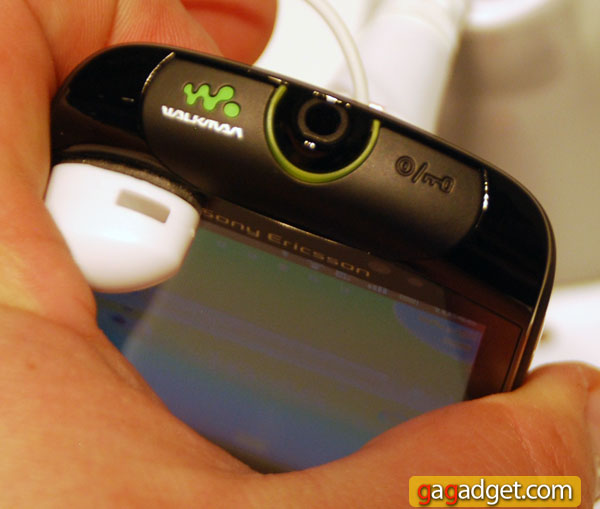 Смартфоны Sony Ericsson на IFA 2011 своими глазами-27
